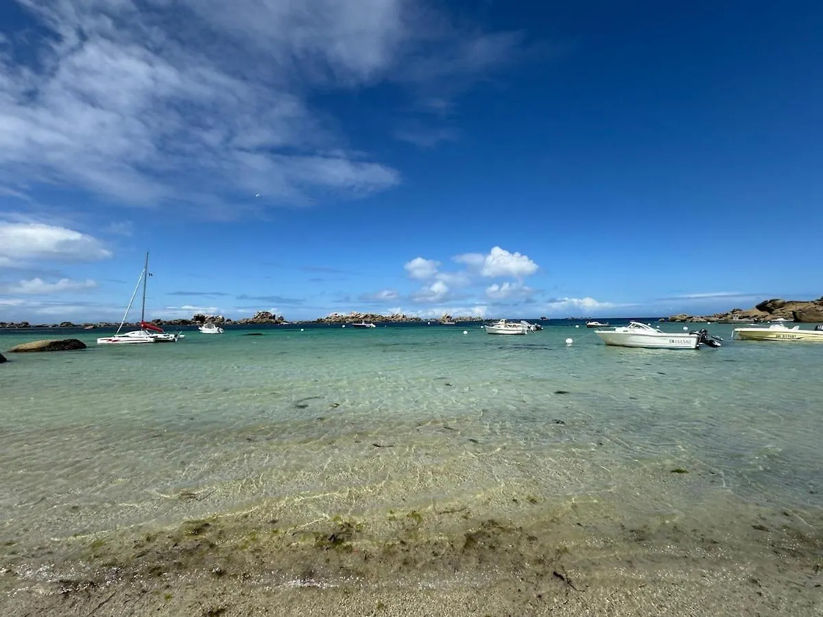 Maison Du Cremiou En Bord De Mer Kerlouan 0*,